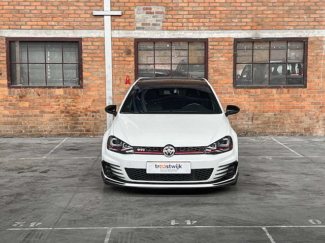 Volkswagen golf gti viii 2.0 tsi 320pk 2015, h-108-fj - afbeelding 34 van  64