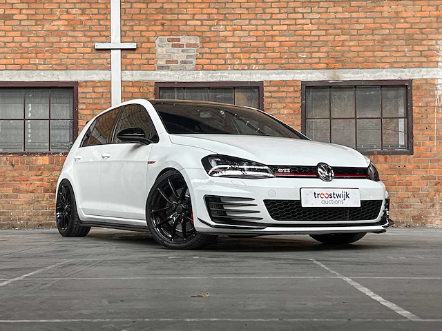 Volkswagen golf gti viii 2.0 tsi 320pk 2015, h-108-fj - afbeelding 45 van  64