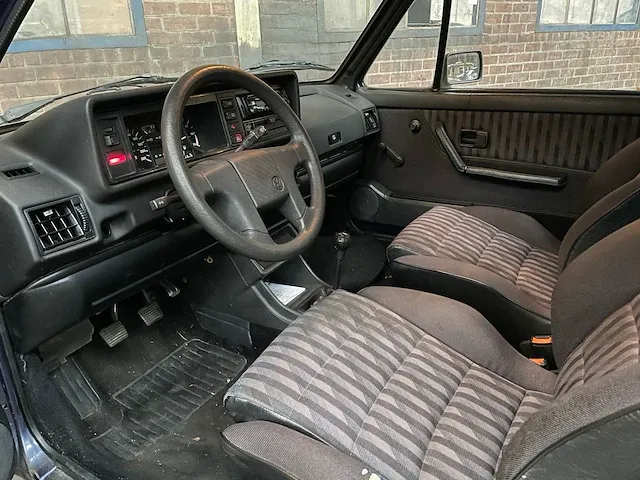 Volkswagen golf ii cabriolet 1.8 98pk 1992 -orig. nl-, fn-jb-91 -youngtimer- - afbeelding 22 van  41