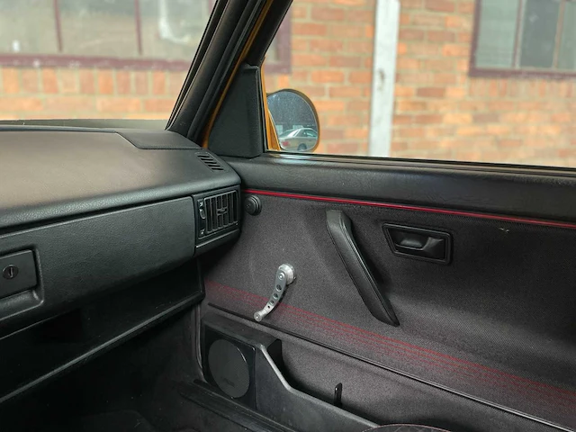 Volkswagen golf mk2 gti 2.0 8v 112pk 1987 (origineel-nl), rx-32-gj - afbeelding 21 van  43