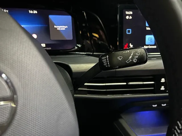 Volkswagen golf mk8 1.4 ehybrid style 204pk 2021 plug-in hybride , s-197-pg - afbeelding 35 van  75