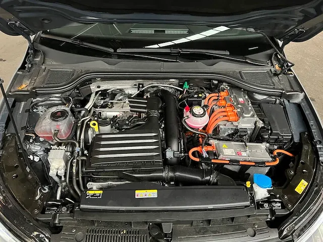 Volkswagen golf mk8 1.4 ehybrid style 204pk 2021 plug-in hybride , s-197-pg - afbeelding 69 van  75