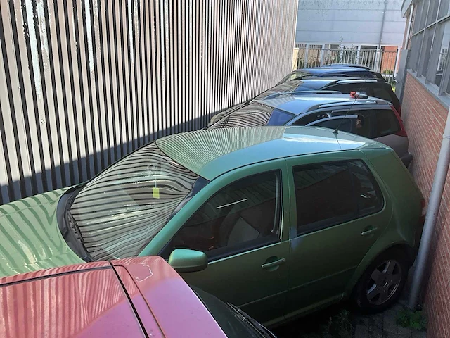 Volkswagen golf personenauto - afbeelding 5 van  11