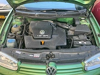 Volkswagen golf personenauto - afbeelding 10 van  11