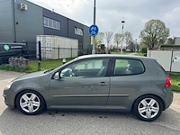 Volkswagen golf personenauto - afbeelding 9 van  14