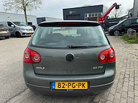 Volkswagen golf personenauto - afbeelding 11 van  14