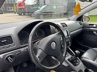 Volkswagen golf personenauto - afbeelding 13 van  14