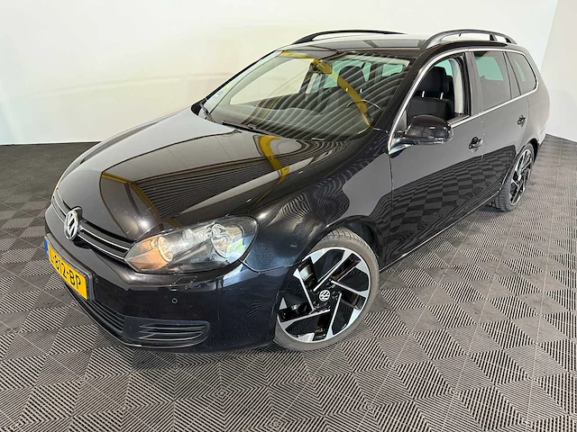 Volkswagen golf plus 1.2 tsi highl. bluem, l-812-bp - afbeelding 1 van  13