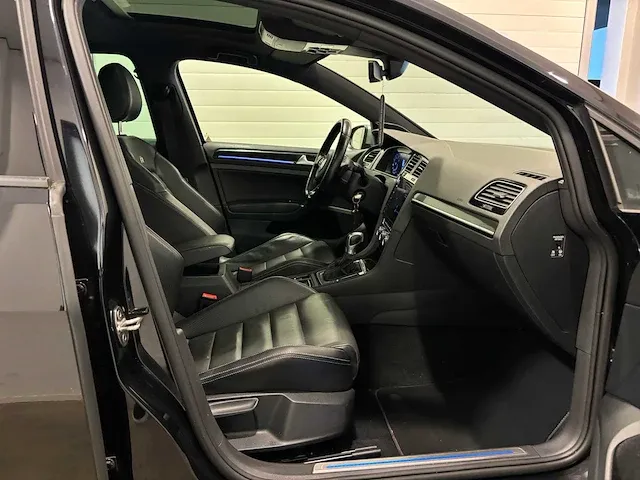 Volkswagen golf r 2.0 tsi 4motion 310pk 2017, tf-444-v - afbeelding 38 van  59