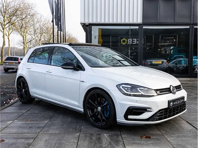 Volkswagen golf r 2.0 tsi 4motion 310pk automaat 2017 panoramadak virtual vol leer dynaudio camera dcc, k-743-nv - afbeelding 30 van  32