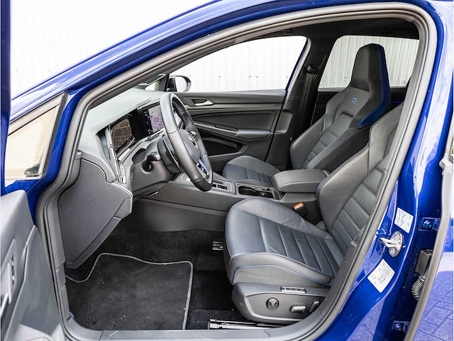 Volkswagen golf r 2.0 tsi 4motion 320pk automaat 2021 full options panodak akrapovic leer stoel ventilatie head-up - afbeelding 4 van  52