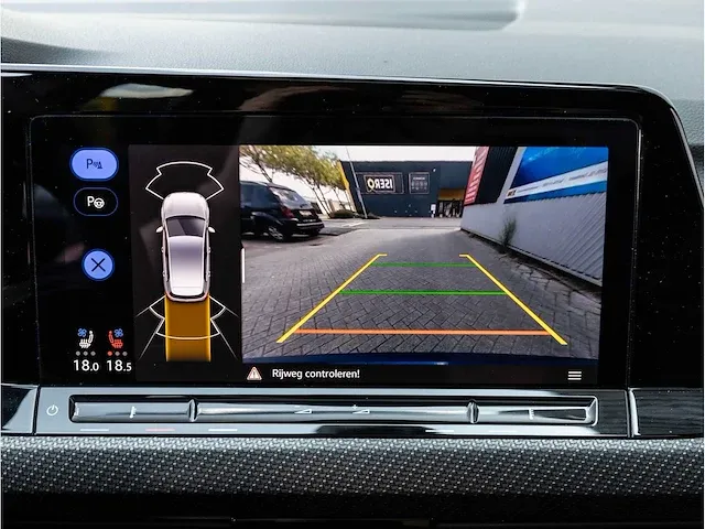 Volkswagen golf r 2.0 tsi 4motion 320pk automaat 2021 full options panodak akrapovic leer stoel ventilatie head-up - afbeelding 16 van  52