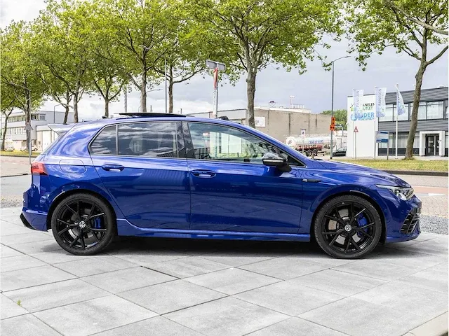 Volkswagen golf r 2.0 tsi 4motion 320pk automaat 2021 full options panodak akrapovic leer stoel ventilatie head-up - afbeelding 49 van  52