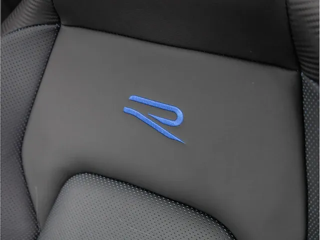 Volkswagen golf r 2.0 tsi 4motion 320pk automaat 2021 panodak vol leer stoel ventilatie harman/kardon drift mode - afbeelding 28 van  38