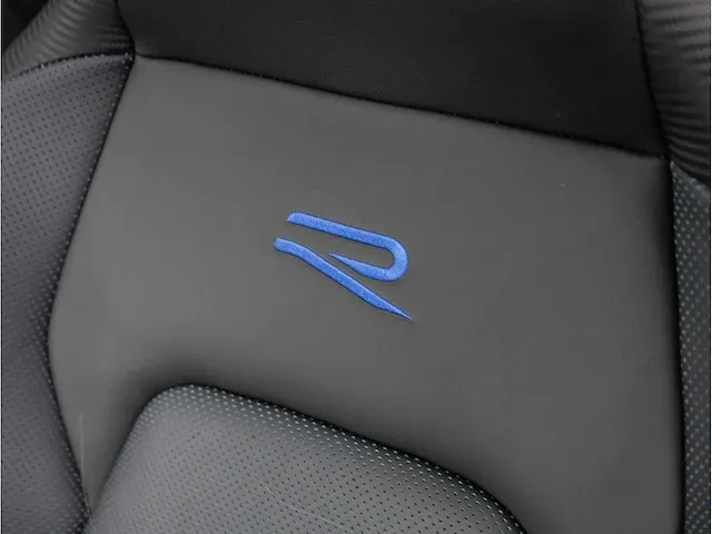 Volkswagen golf r 2.0 tsi 4motion 320pk automaat 2021 panodak vol leer stoel ventilatie harman/kardon drift mode - afbeelding 28 van  38