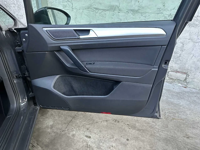 Volkswagen golf sportsvan 1.0 tsi highline 110pk 2018, n-155-rt - afbeelding 25 van  39