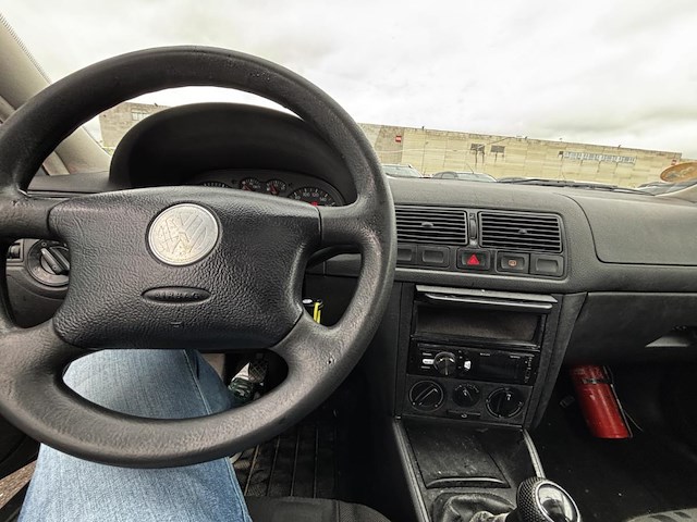 Volkswagen golf sw 1.9 sdi base,1998 - afbeelding 33 van  41