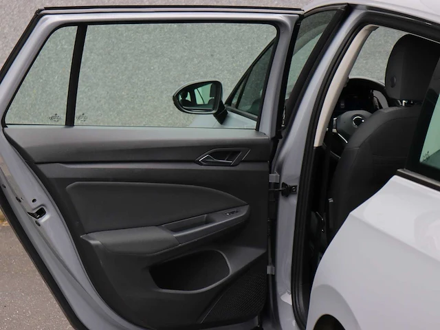 Volkswagen golf variant 1.0 tsi life | l-722-kt - afbeelding 10 van  31
