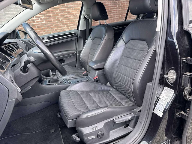 Volkswagen golf variant 1.6 tdi connected series 2016 | jj-989-p - afbeelding 2 van  32
