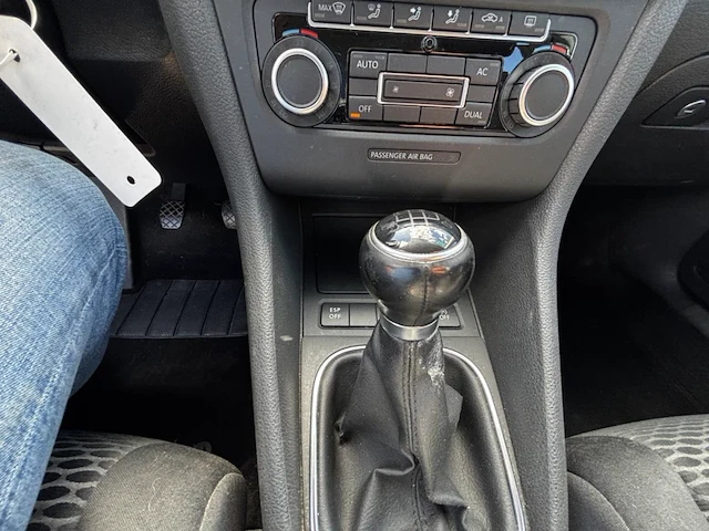 Volkswagen golf vi 1.6 cr tdi bluemotion dpf 105, 2010 - afbeelding 2 van  25