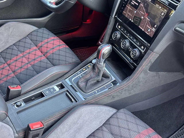 Volkswagen golf vii 2.0 tsi gti tcr car 2019 | 13-02-73 i - afbeelding 33 van  34