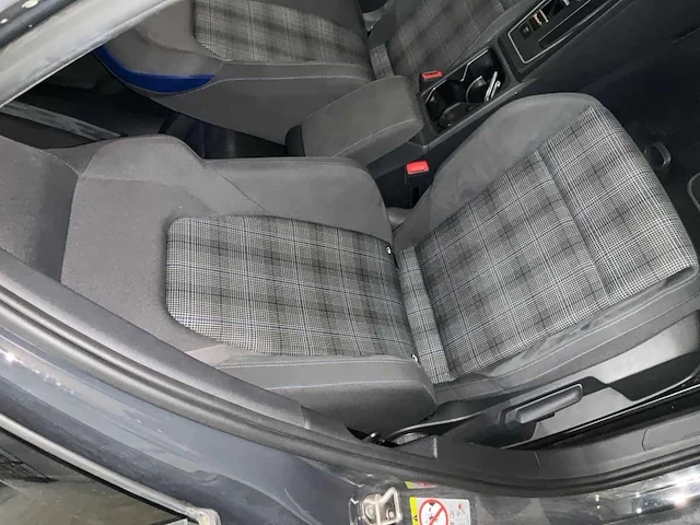 Volkswagen golf viii 1.4 gte 2020 - afbeelding 11 van  40