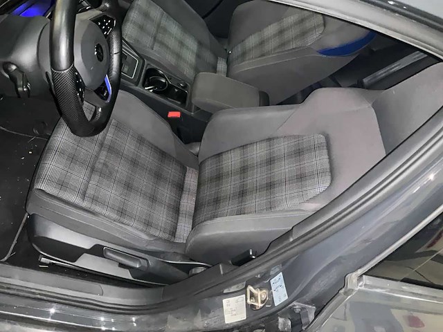 Volkswagen golf viii 1.4 gte 2020 - afbeelding 33 van  40