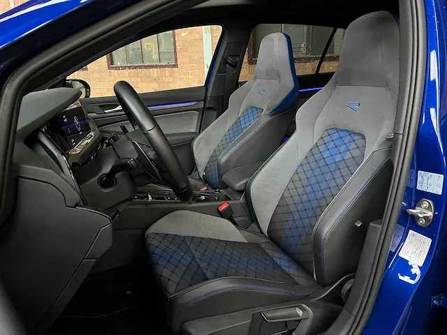 Volkswagen golf viii r 2.0 tsi 4motion 320pk 2021, n-855-xh - afbeelding 50 van  67