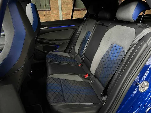 Volkswagen golf viii r 2.0 tsi 4motion 320pk 2021, n-855-xh - afbeelding 52 van  67