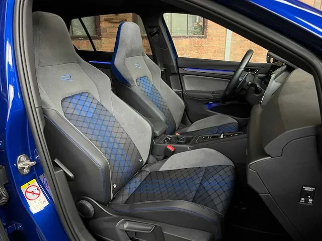 Volkswagen golf viii r 2.0 tsi 4motion 320pk 2021, n-855-xh - afbeelding 54 van  67