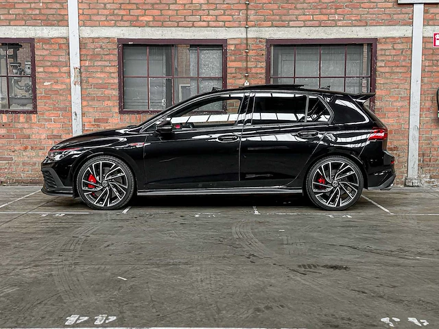 Volkswagen gti clubsport viii 2.0 tsi (golf 8) 300pk 2021, z-241-gh - afbeelding 26 van  61