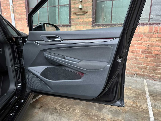 Volkswagen gti clubsport viii 2.0 tsi (golf 8) 300pk 2021, z-241-gh - afbeelding 52 van  61