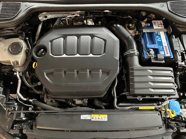 Volkswagen gti clubsport viii 2.0 tsi (golf 8) 300pk 2021, z-241-gh - afbeelding 57 van  61