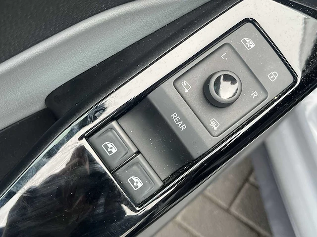 Volkswagen id.3 first plus 58 kwh car 2020 | k-698-hs - afbeelding 3 van  30