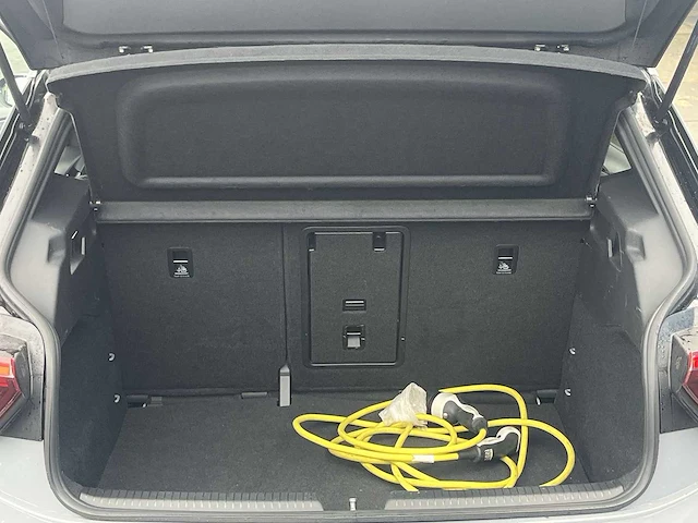 Volkswagen id.3 first plus 58 kwh car 2020 | k-698-hs - afbeelding 17 van  30