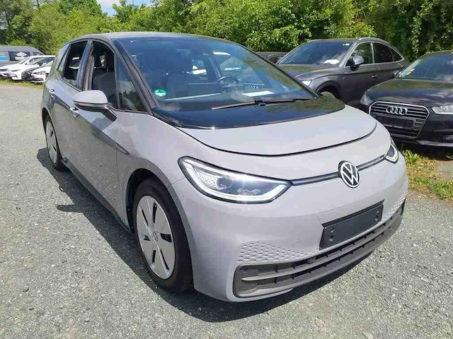 Volkswagen id.3 pro 58 kwh 107kw automaat 2021 - afbeelding 12 van  18