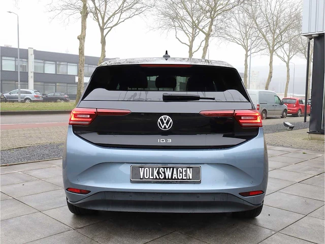 Volkswagen id.3 pro 58 kwh 150kw automaat 2020 - afbeelding 32 van  37