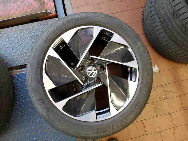 Volkswagen id.3 pro 58 kwh 150kw automaat 2021 - afbeelding 6 van  21