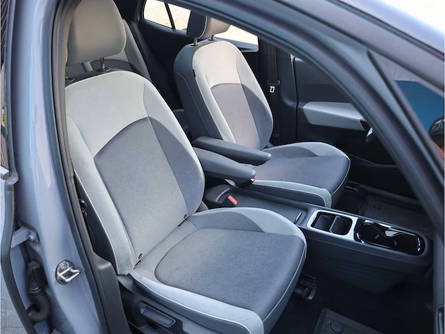 Volkswagen id.3 pro 58 kwh 150kw automaat 2021 - afbeelding 29 van  36
