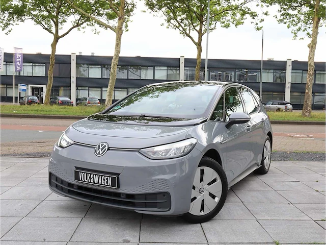 Volkswagen id.3 pro 58 kwh 150kw automaat 2021 - afbeelding 1 van  34