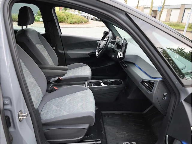 Volkswagen id.3 pro 58 kwh 150kw automaat 2021 - afbeelding 26 van  34