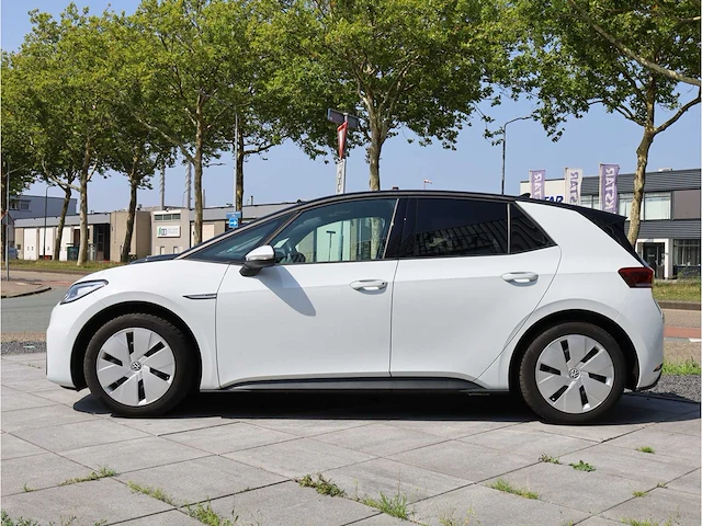 Volkswagen id.3 pro 58 kwh 150kw automaat 2021 - afbeelding 12 van  37
