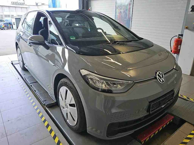 Volkswagen id.3 pro 58 kwh 150kw automaat 2021 - afbeelding 11 van  16