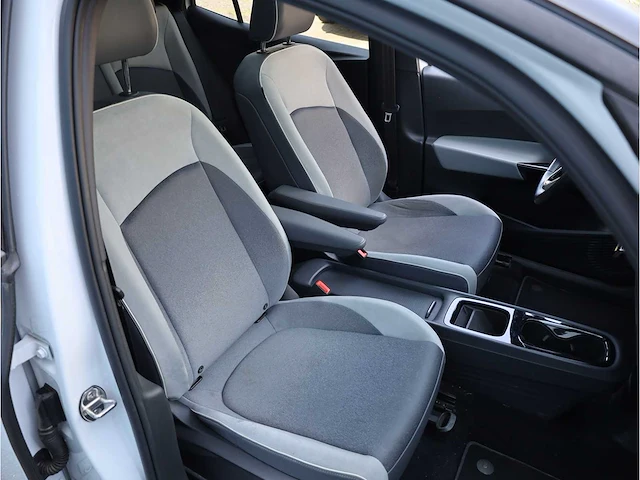 Volkswagen id.3 pro 58 kwh 150kw automaat 2021 - afbeelding 27 van  37