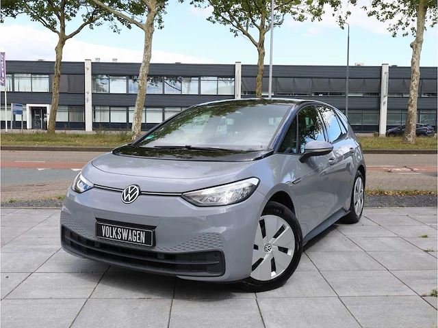 Volkswagen id.3 pro 58 kwh 150kw automaat 2021 - afbeelding 1 van  29