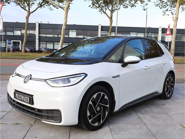 Volkswagen id.3 pro 58 kwh 150kw automaat 2021 - afbeelding 9 van  37