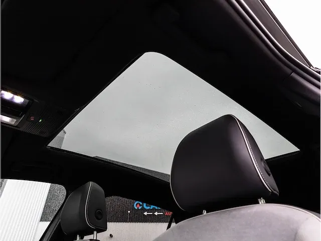 Volkswagen id.3 pro 58kwh 150kw automaat 2020 panoramadak warmtepomp achteruitrijcamera keyless iq light - afbeelding 2 van  33