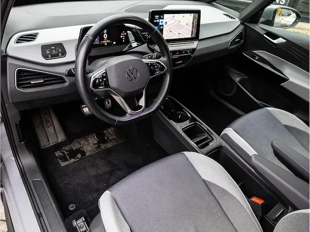 Volkswagen id.3 pro 58kwh 150kw automaat 2020 panoramadak warmtepomp achteruitrijcamera keyless iq light - afbeelding 3 van  33