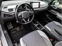Volkswagen id.3 pro 58kwh 150kw automaat 2020 panoramadak warmtepomp achteruitrijcamera keyless iq light - afbeelding 3 van  33