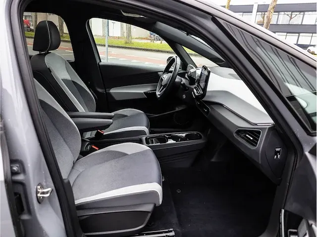 Volkswagen id.3 pro 58kwh 150kw automaat 2020 panoramadak warmtepomp achteruitrijcamera keyless iq light - afbeelding 25 van  33